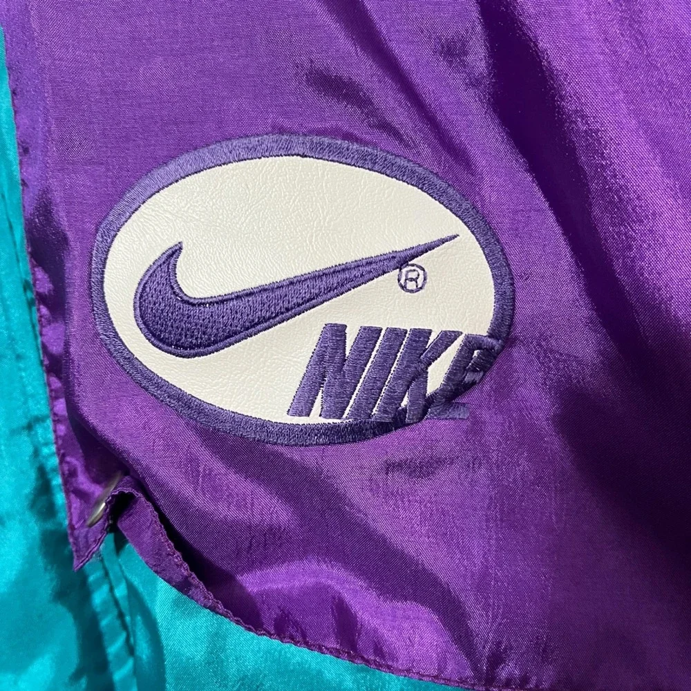 RARE Vintage Nike SWOOSH Spell out tag 90's Windbreaker colorblock hooded jacket